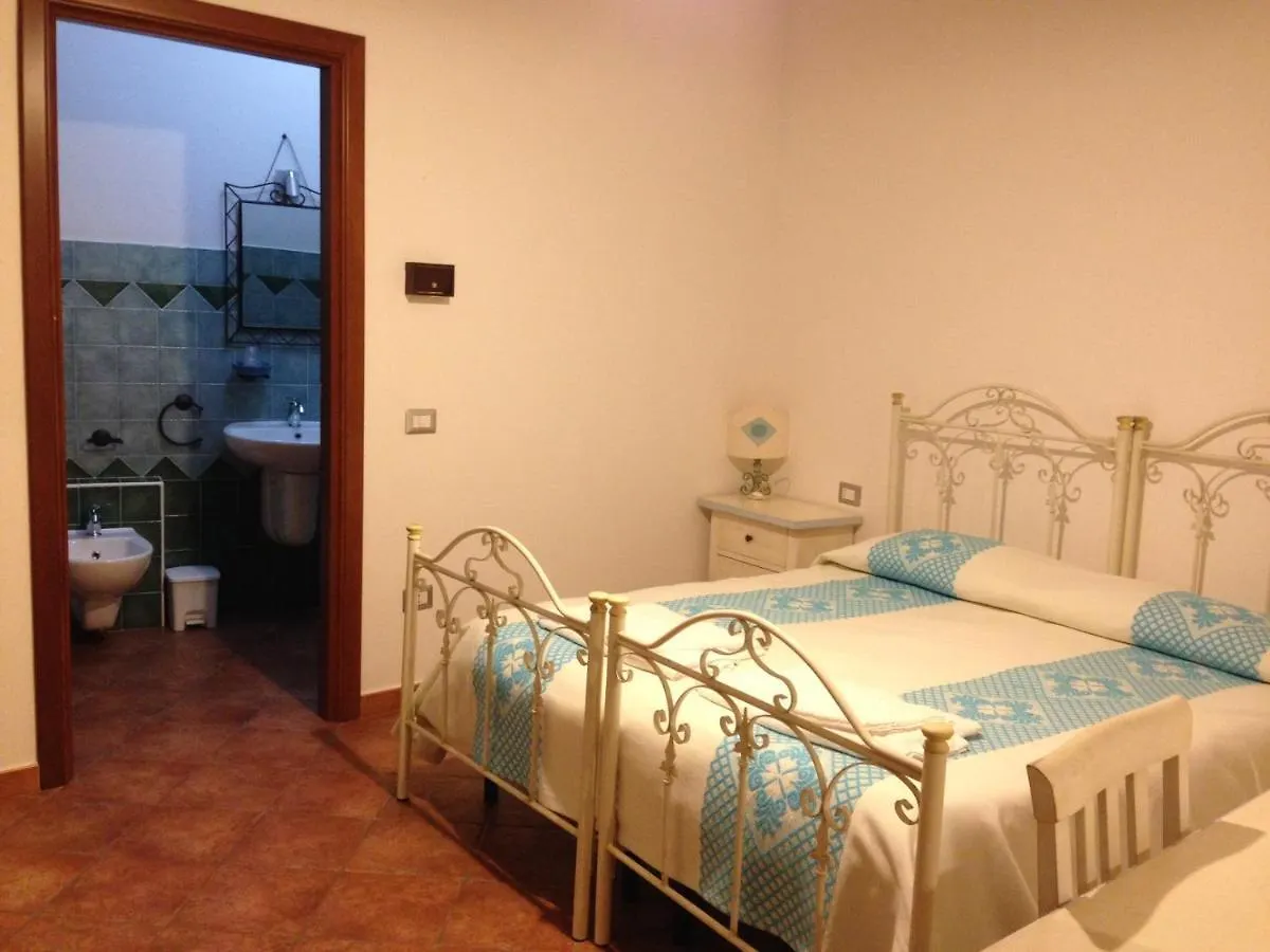 Gutturinu Guest House 0*, Gavoi İtalya